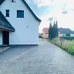 Grosszuegiges Am Senftenberger Mit 2 Terrassen Dom wakacyjny *