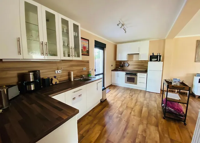 Grosszuegiges Am Senftenberger Mit 2 Terrassen *